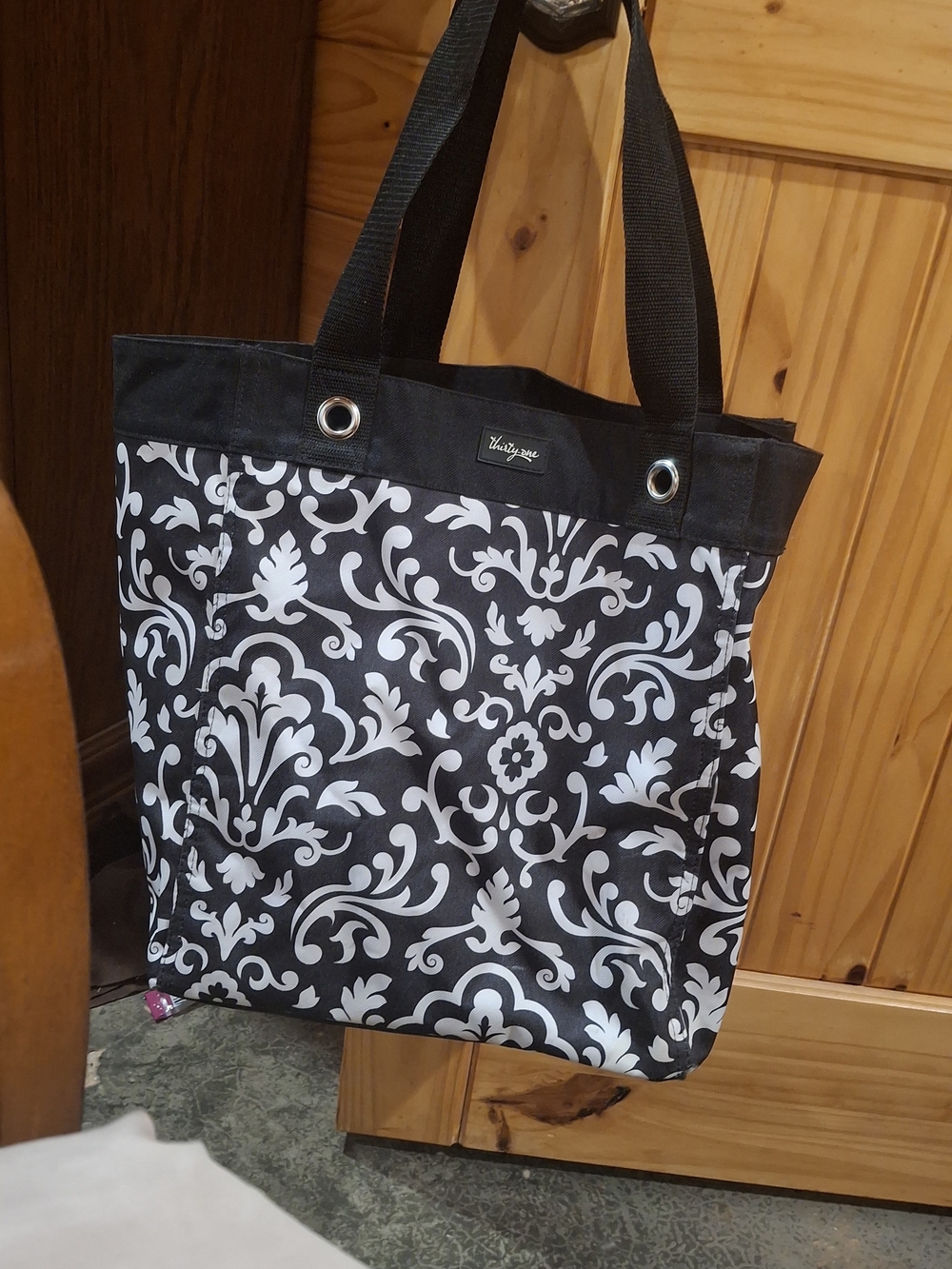 Thirty-One Black and White Damask Pattern Tote